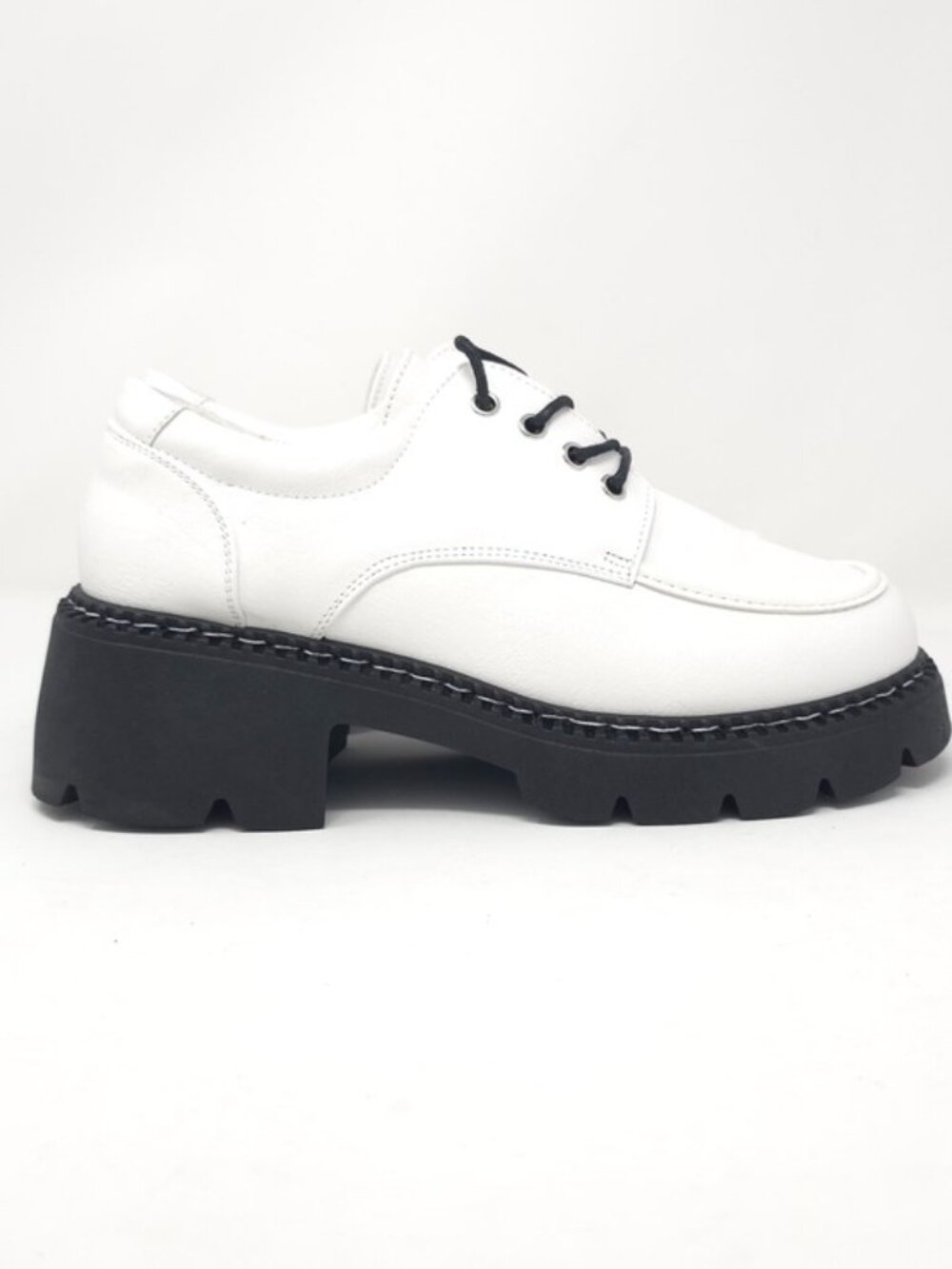 White Patent Brogue Lace up Faux Leather Loafers Chunky Black Lug Sole Oxfords - Picture 3 of 9
